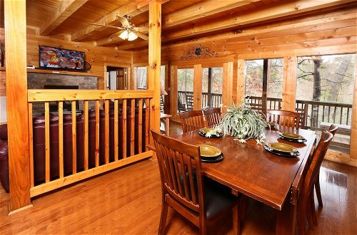Foto 17 - Big Pine Lodge - Six Bedroom Cabin