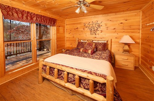 Foto 9 - Big Pine Lodge - Six Bedroom Cabin
