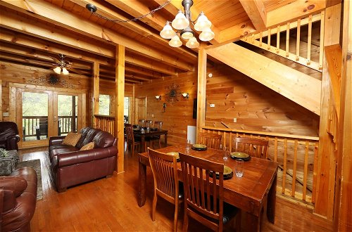 Foto 25 - Big Pine Lodge - Six Bedroom Cabin