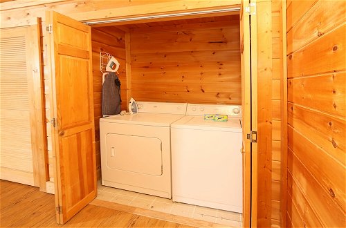 Foto 29 - Big Pine Lodge - Six Bedroom Cabin