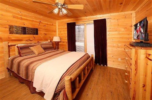 Foto 5 - Big Pine Lodge - Six Bedroom Cabin