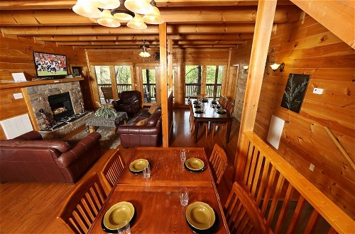 Photo 24 - Big Pine Lodge - Six Bedroom Cabin