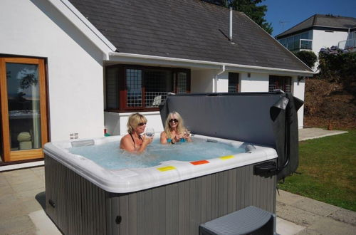 Foto 21 - Oaktree Lodge - Luxury Cottage Hot Tub Sea Views