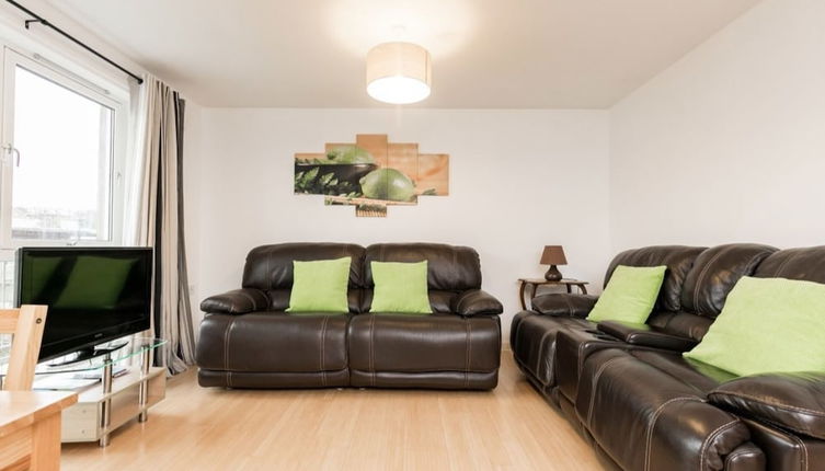 Photo 1 - Stylish 2 Bedroom Apartment Aberdeen City Centre