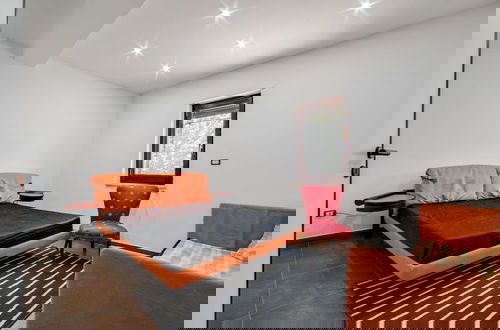 Foto 3 - Belvilla by OYO Modern Villa in Nissoria With Pool