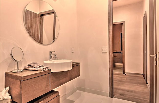 Lx1a: Luxury Contemporary Villa in The Middle of Nature - Photo 25