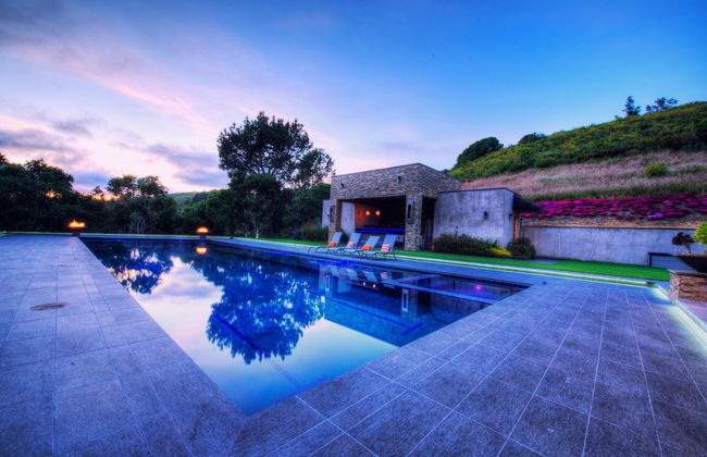 Lx1a: Luxury Contemporary Villa in The Middle of Nature - Photo 34