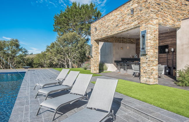 Lx1a: Luxury Contemporary Villa in The Middle of Nature - Photo 33