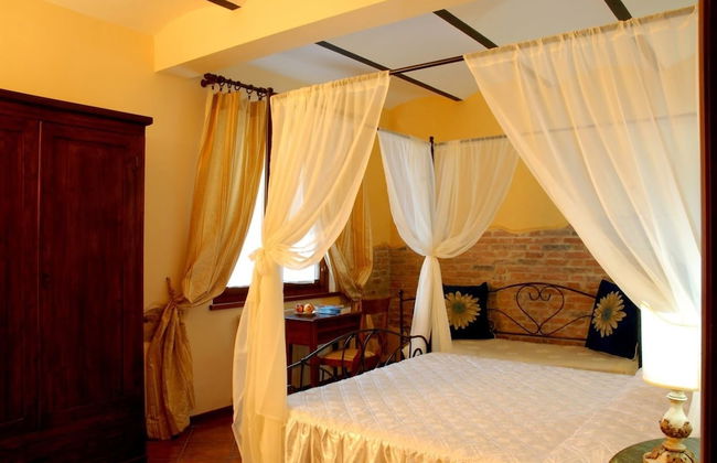 La Contea - Photo 4