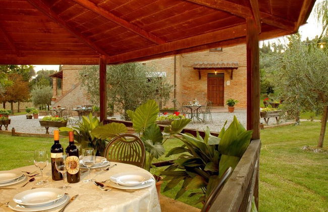 La Contea - Photo 19