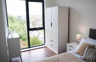 Photo 3 - Staycay Modern 2-bed Apartment in Sheffield City Centre