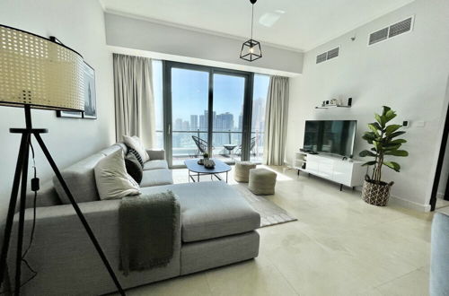 Photo 36 - Stunning 3B Spacious Marina View With Balcony