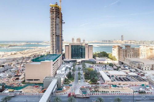 Photo 16 - Premium & Cozy 1BR Apartment in Dubai Marina