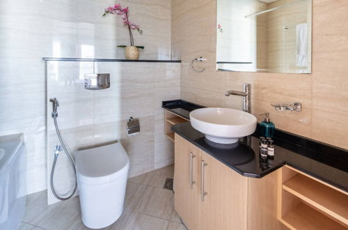 Foto 11 - Premium & Cozy 1BR Apartment in Dubai Marina