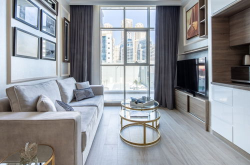 Photo 1 - Modern Arabian Themed 1BR Apartment in Dubai Marina