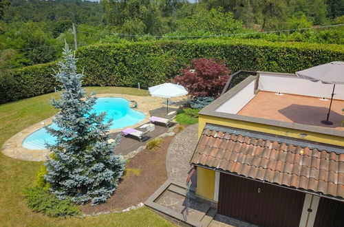 Photo 14 - Golf Villa Cascina Cordona 1671 With Pool