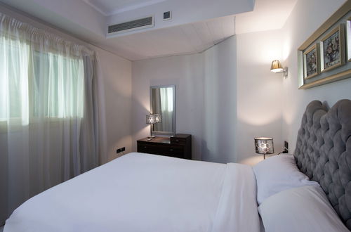 Photo 9 - Royal Beach Serviced Apartments