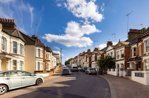 Photo 23 - The Battersea Flat - Exquisite 2bdr Flat With Terrace