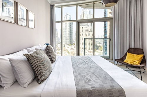 Foto 6 - Modern + Premium 2BR With Full Dubai Marina Views