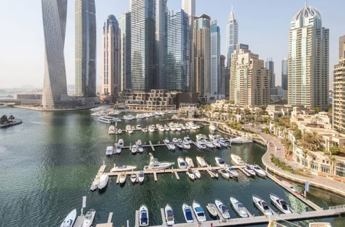 Foto 5 - Modern + Premium 2BR With Full Dubai Marina Views