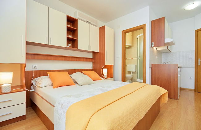 Apartments Zelic Tucepi - Foto 15