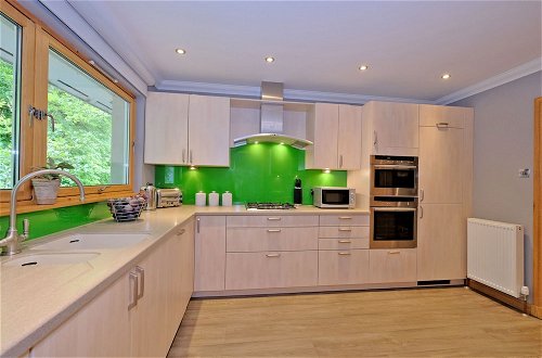 Photo 15 - Stunning Family Home in Cults, Aberdeen