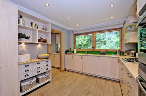 Photo 17 - Stunning Family Home in Cults, Aberdeen