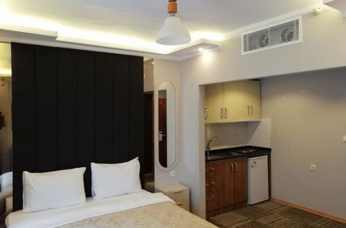 Photo 2 - Alya Suite Hotel