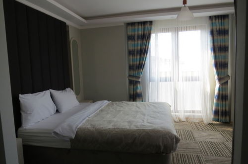 Photo 10 - Alya Suite Hotel