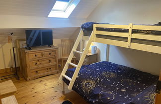 Photo 2 - Quaint 4 Bed Barn Conversion Barnhouse Starshinezz