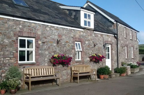 Photo 24 - Bunk House - 4 Bedroom - Llangenith