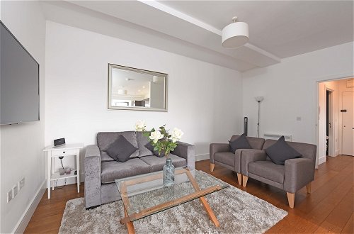 Foto 15 - Modern & Spacious 2 Bed Apartment at Clapham Junction