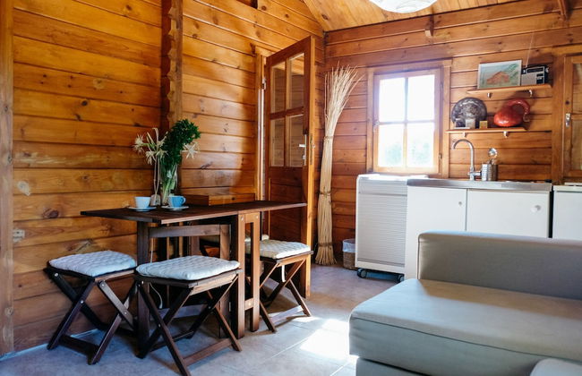 Beautiful Village Bungalow - Photo 11