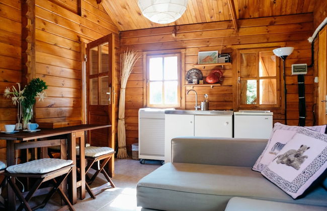 Beautiful Village Bungalow - Photo 12