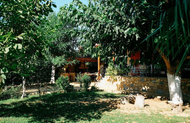 Beautiful Village Bungalow - Photo 37