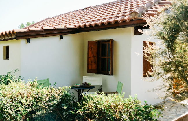 Beautiful Village Bungalow - Photo 31