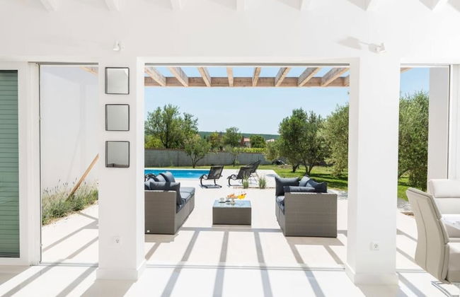 Villa in Debeljak With Pool Near the Sea - Foto 36