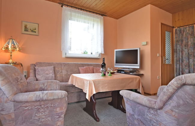 Cozy Holiday Home in Großbreitenbach near Schwarza Valley - Foto 4