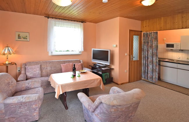 Cozy Holiday Home in Großbreitenbach near Schwarza Valley - Foto 5