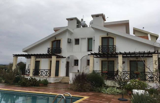 Sunset Villa Girne Cyprus - Photo 44