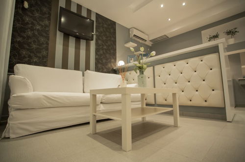 Photo 2 - Apollonio Upper View Suites