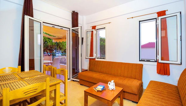 Lobby-Lounge