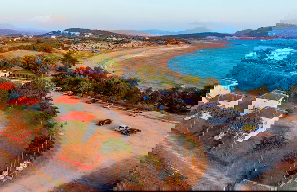 Romanos Beach Villas - Foto 1