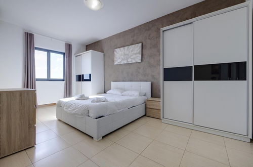 Foto 2 - Modern 3 Bedroom Apartment in Central Sliema