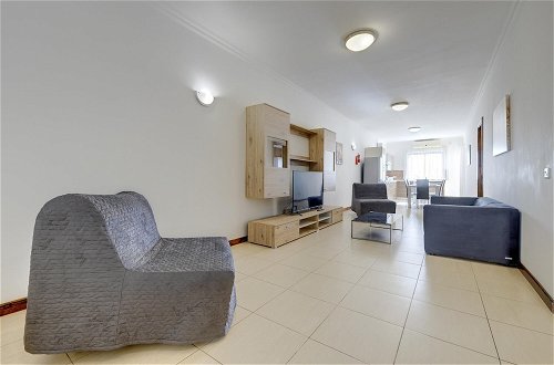 Photo 3 - Modern 3BR Apartment in the Centre of Sliema