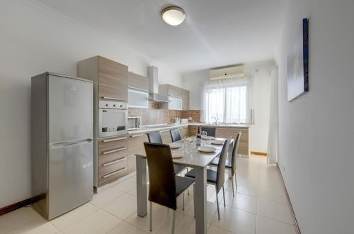 Photo 20 - Modern 3 Bedroom Apartment in Central Sliema