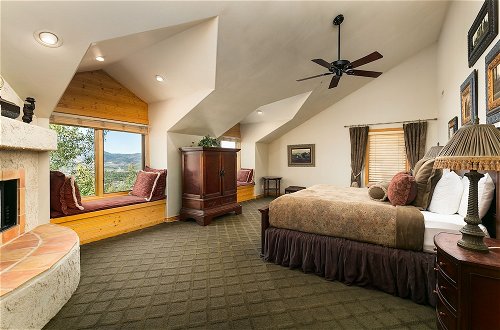 Foto 4 - White Pines 5-Bedroom 5-Bath Luxury Home in Solamere Lower Deer Valley