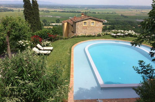 Photo 13 - Luxury 6-bed Tuscan Villa Near Lucca