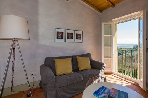 Photo 9 - Luxury 6-bed Tuscan Villa Near Lucca