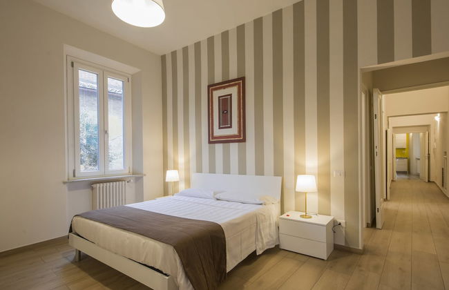 Regis Condo - Foto 1